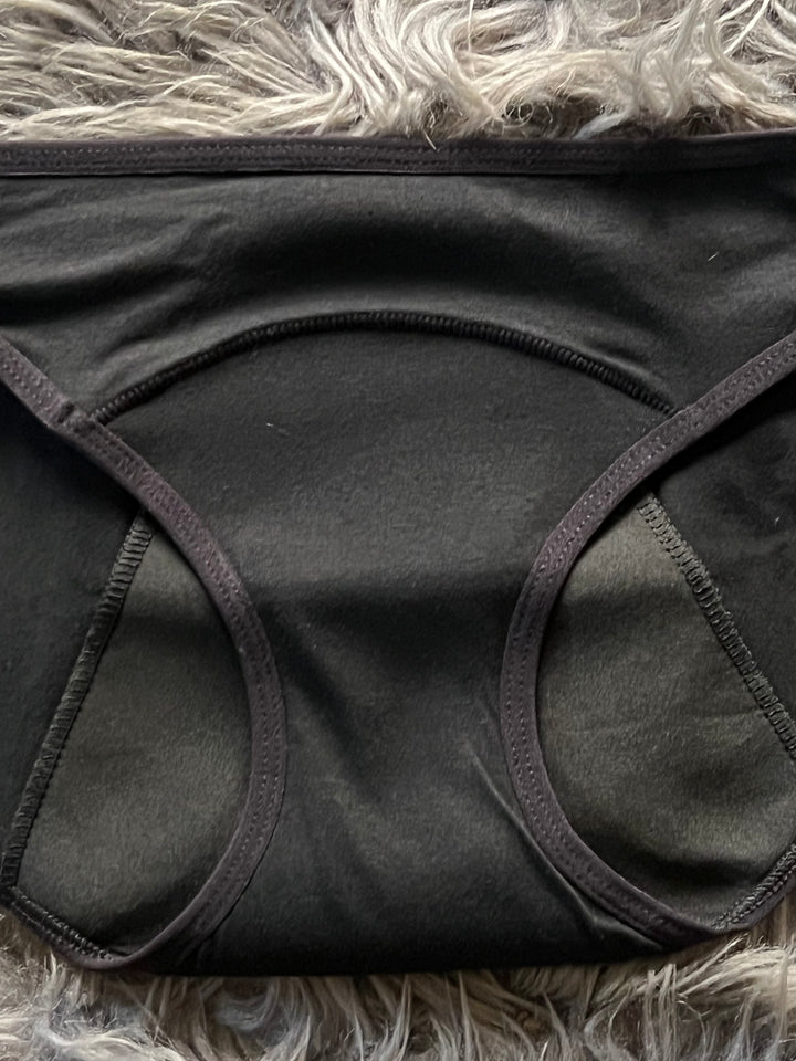 4 Layers Premium Leak-Proof Period Panty For Heavy Flow.